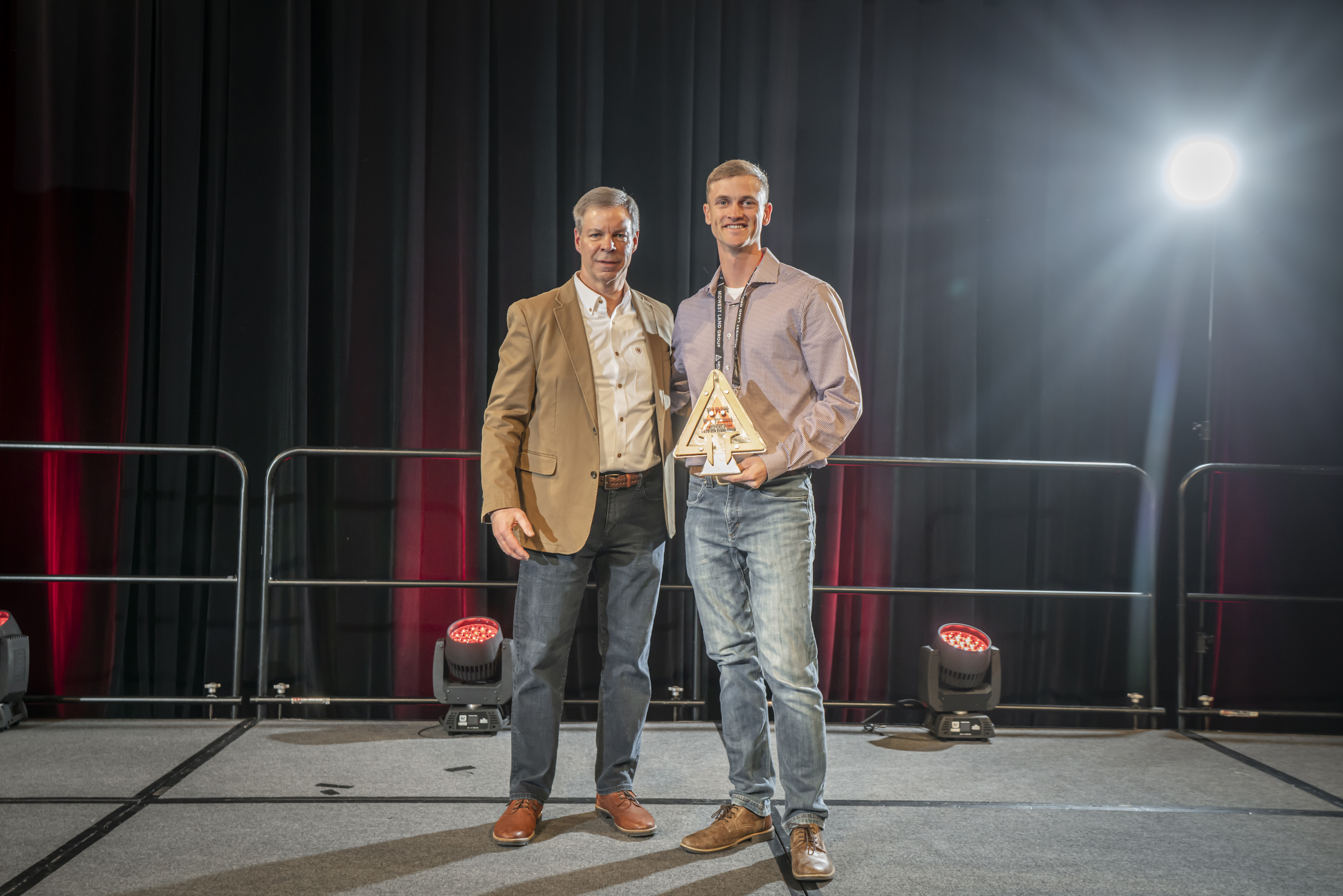 Jeff Poole and Specialty Archery_Best New Product Award